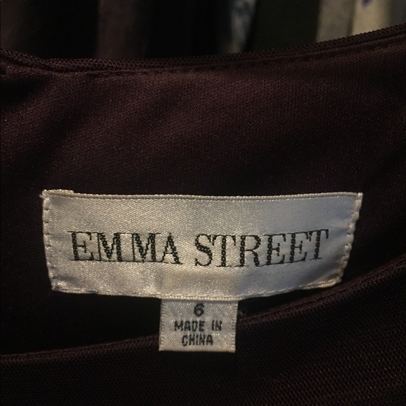 Formal, cap sleeve, floor length gown - Picture 3 of 3